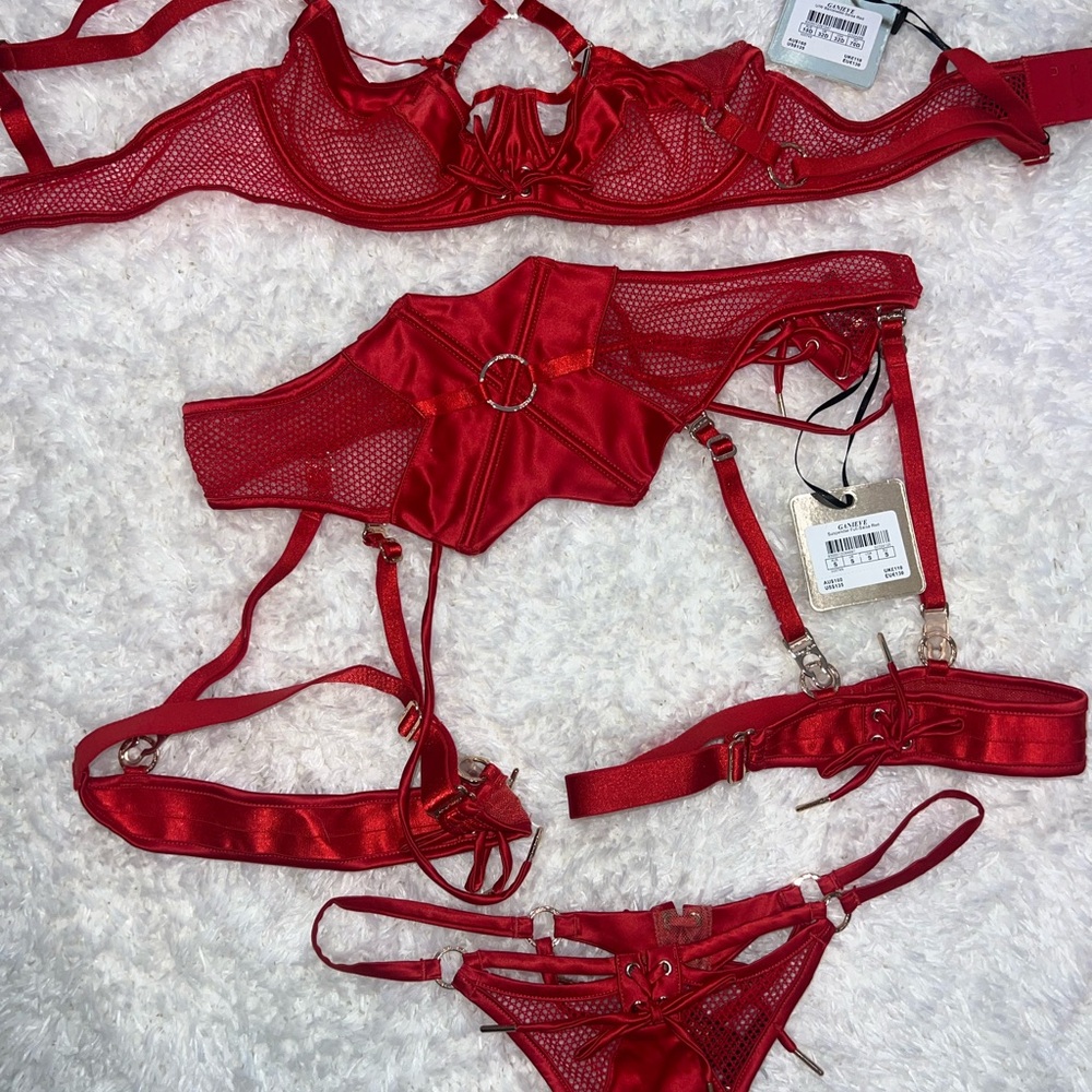 Elegant Red Lingerie Set